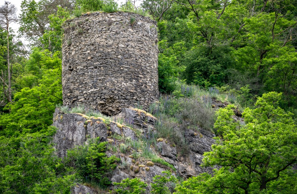 Zbořený kostelec