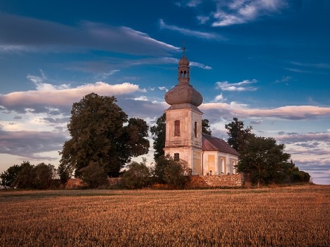 U jednoho kostela