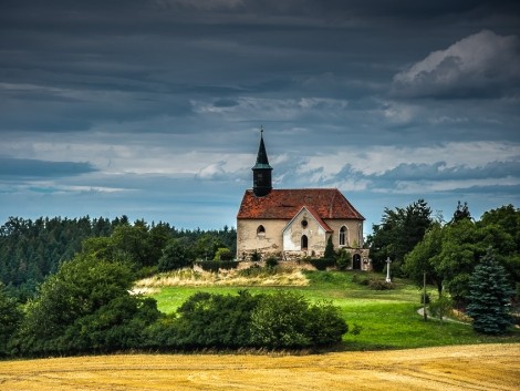 Kostel Chvojínek