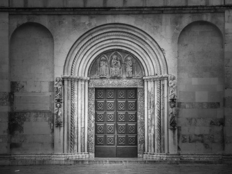 Vchod do katedrály