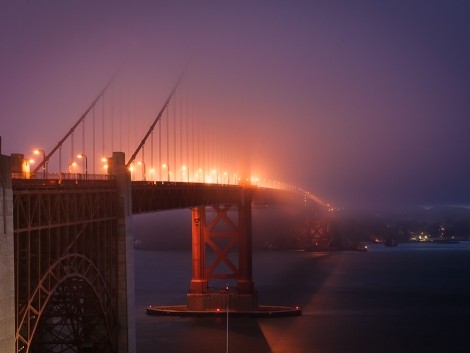 Večerní mlžný Golden Gate
